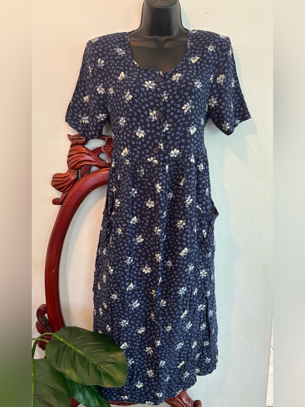Vintage Women's Navy Floral Cottagecore Button-Front Short Sleeve Dress